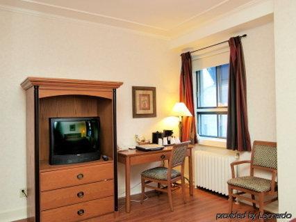 Hotel St-denis Montréal